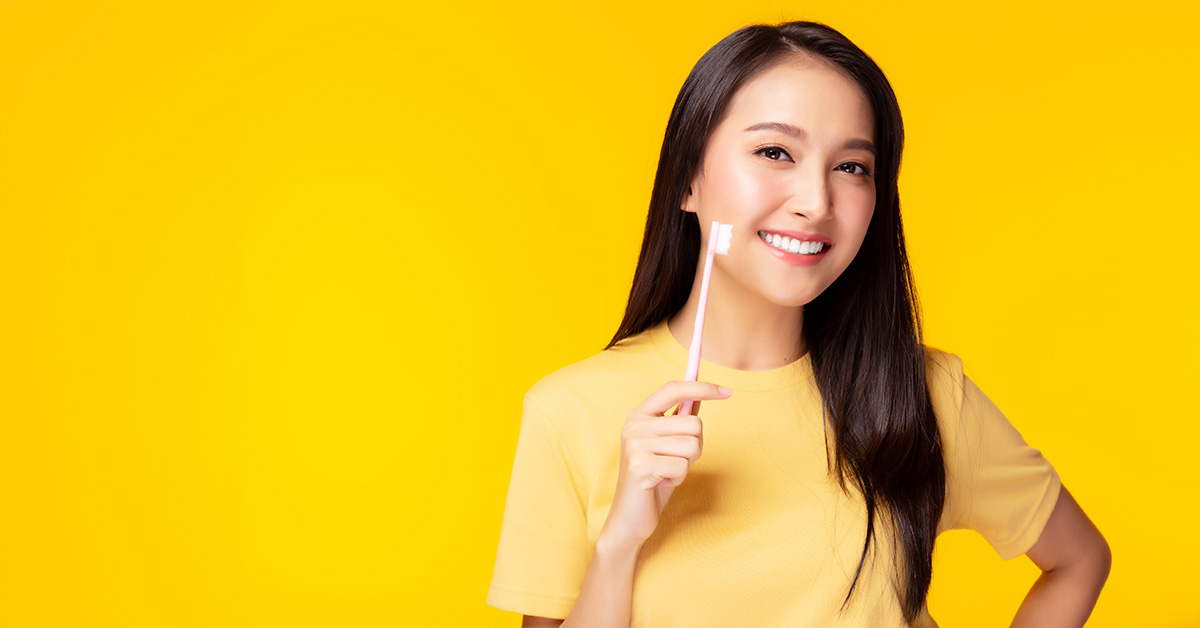 【正しい歯の磨き方を解説】歯磨きの手順やコツを知って歯の病気ゼロの輝く白い歯に