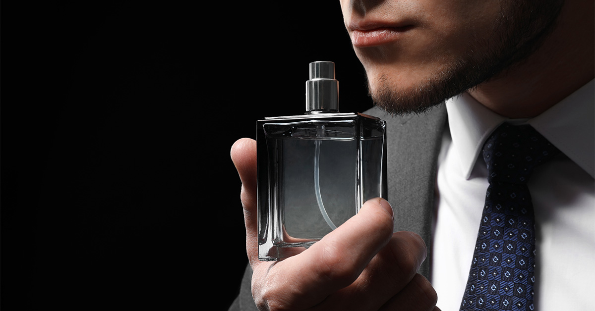 【男性必見】香水のつける場所や使い方の注意点を知って好印象なモテる男性に