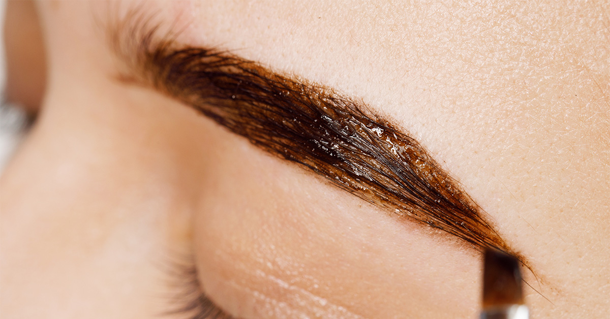 眉ティントは扱いづらいって本当?失敗しない使い方を理解して、いつでもキリッとした美人眉をゲットしよう!