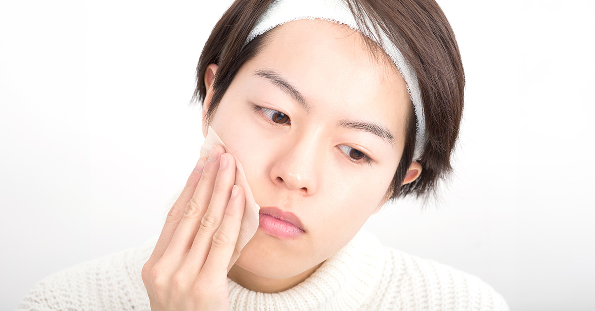 【あぶらとり紙の効果を大公開】いらない皮脂を吸収してすこやか肌に!あぶらとり紙が必要な肌タイプや肌質によって違う使い方をマスターしてサラサラ肌をゲットしよう