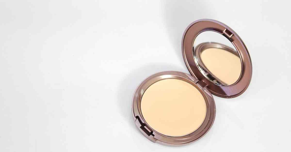 フェイスパウダー