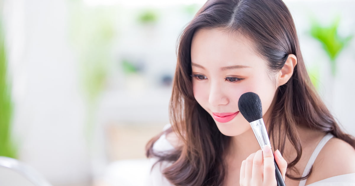 ルースパウダーとプレストパウダーどっちがいい?正しい方法で選んできれいな肌を手に入れましょう!