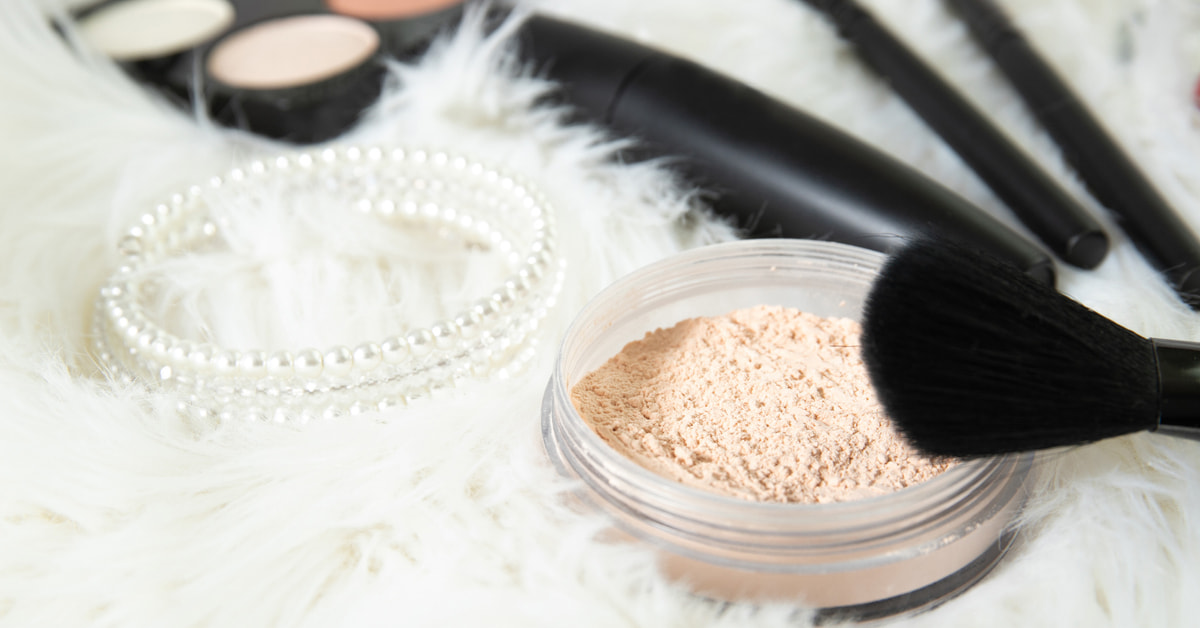 おすすめのプレストパウダー3つ紹介!なりたい肌にしてくれるアイテムがわかる!