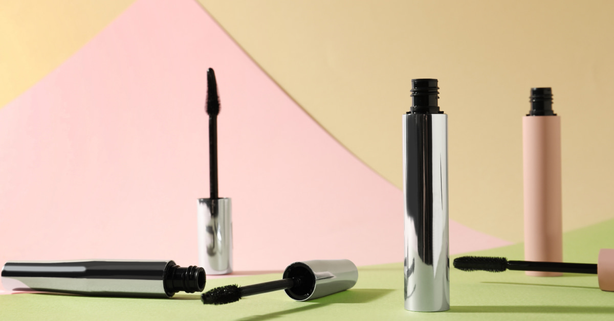 【おすすめまつげ美容液3選】ハリコシUP！みんなが憧れるすこやかなまつげを手に入れよう