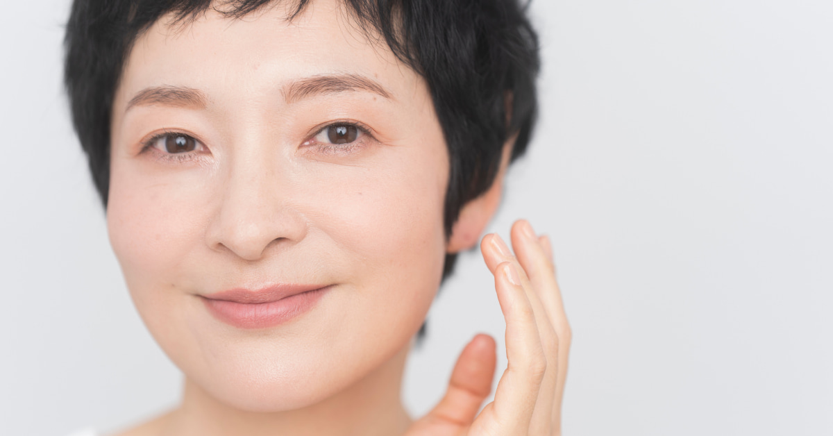 50代のエイジングケアは保湿がカギ!最適な方法で洗練された美しさを手に入れよう