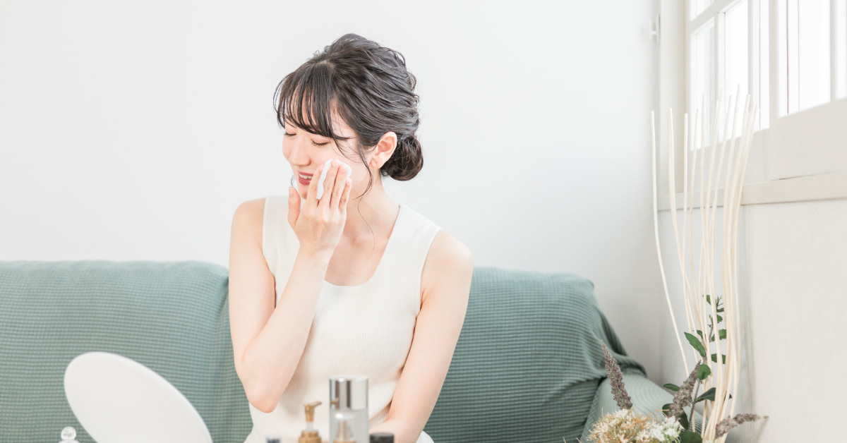 美肌効果を爆上げする拭き取り化粧水の使い方とは?適切な使い方ですこやかな素肌を手に入れちゃおう♩