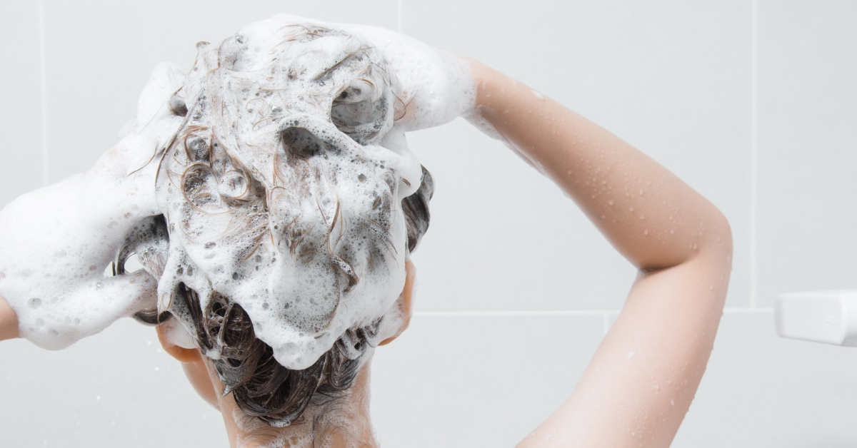 ピンクシャンプーの効果的な使い方│たっぷりの量で洗い、泡パックで浸透度アップ