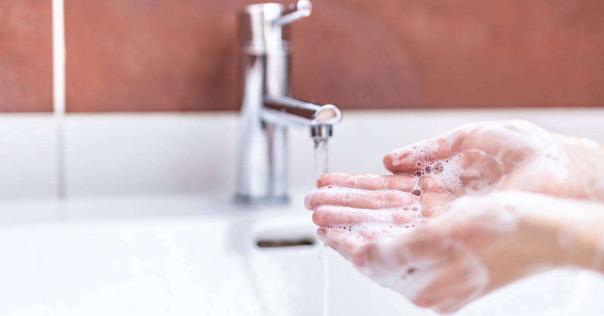 長持ちさせるマニキュアの塗り方!基本的な工程を復習して、マニキュアの持ちをグンっと長くしよう!