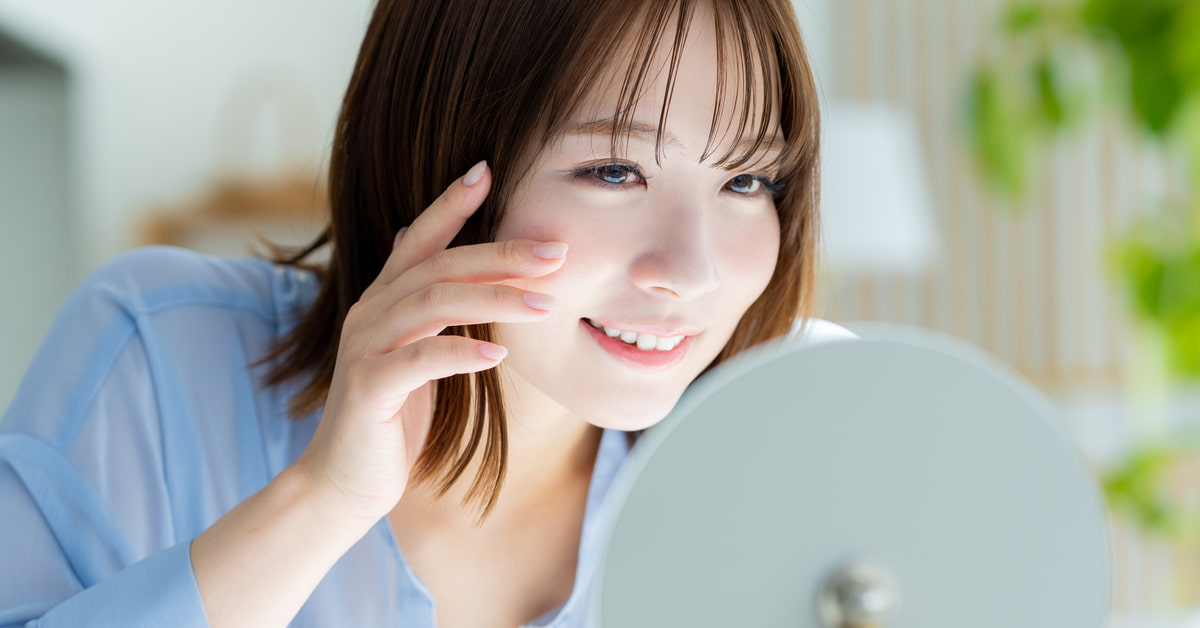 コツさえつかめばアイプチなしでも一瞬で二重が完成!忙しい朝も絆創膏でぱっちり二重をつくってイキイキとした好印象な目もとを手に入れよう