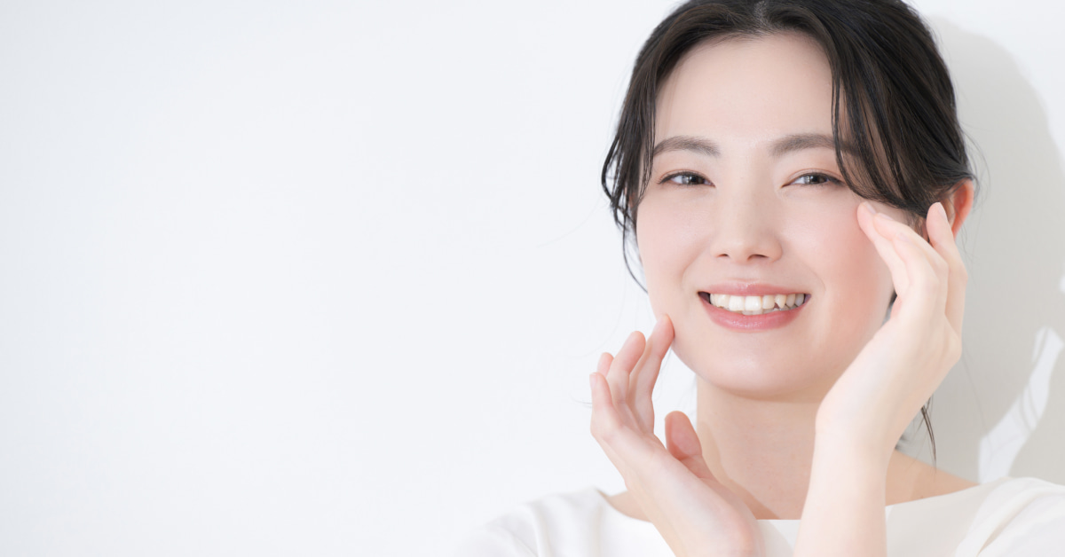 化粧下地だけのメイクのポイントを押さえて、まるで素肌のようなつるんと肌をゲットしよう!