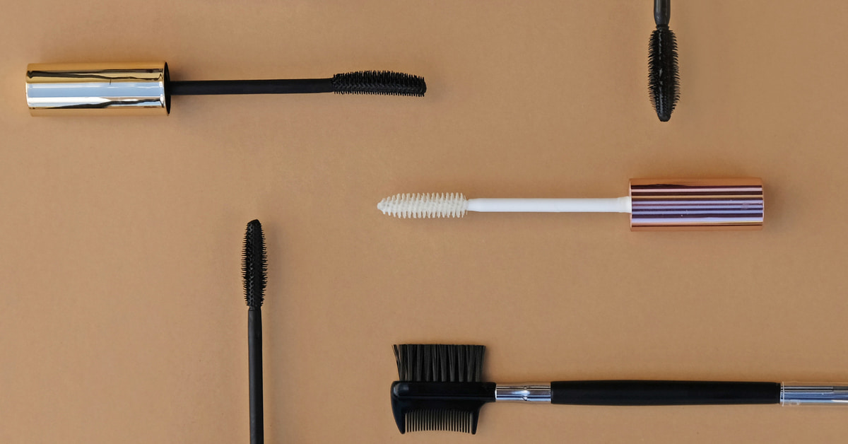 カールキープ力抜群おすすめの透明マスカラを紹介!メイクしている間もまつ毛ケアしてはりコシまつ毛が手に入る