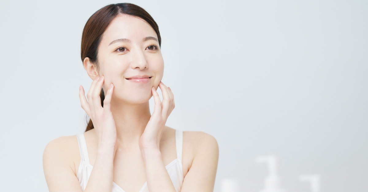 ほうれい線は20代から対策するのが鉄則!年齢を重ねても若みえできちゃう3つ消し方を解説