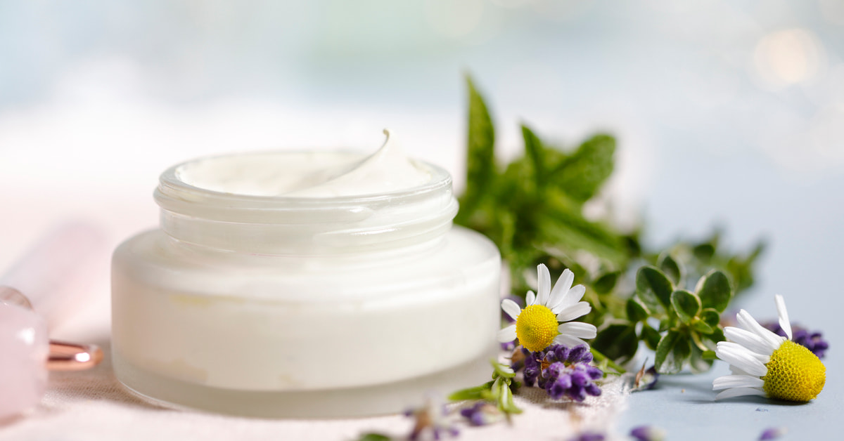 おすすめの塗るボトックス3選!アルジルリン配合アイテムで、頑固な表情ジワを自宅で気軽にケアしよう!