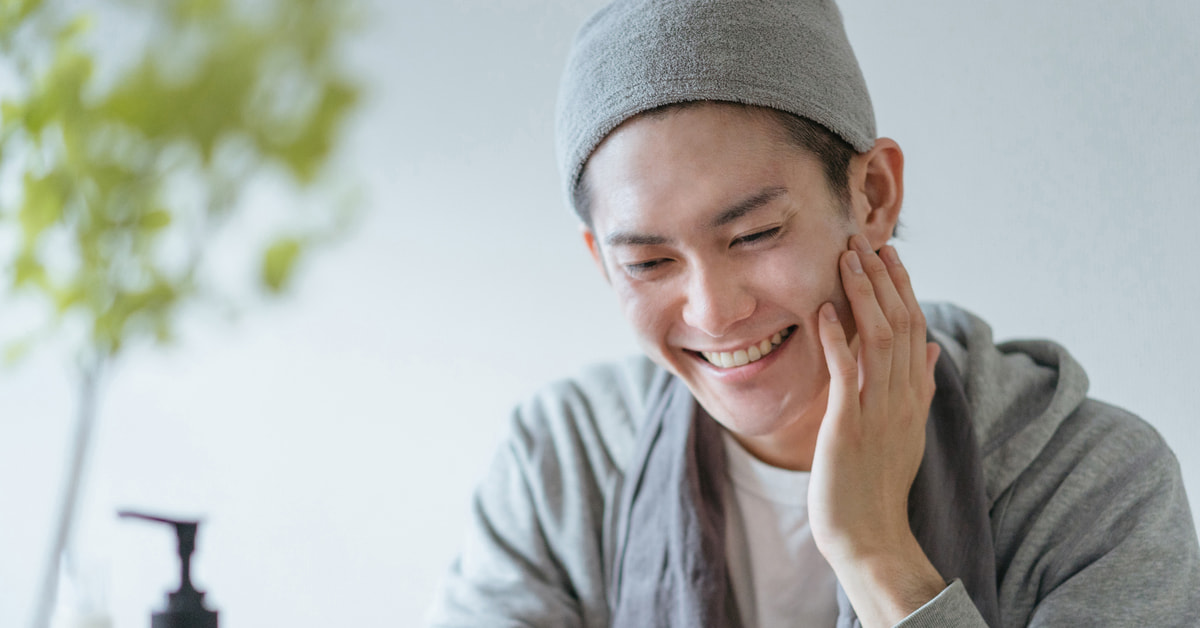 メンズボディケアでモテモテに!?くすみのない明るい美肌でまわりからの印象爆上がり