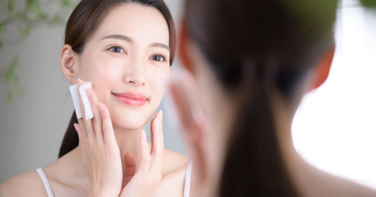 アラサーは高機能化粧水で毛穴レスなつる肌に!今からエイジングケアをスタートして40代の美肌をゲットしよう