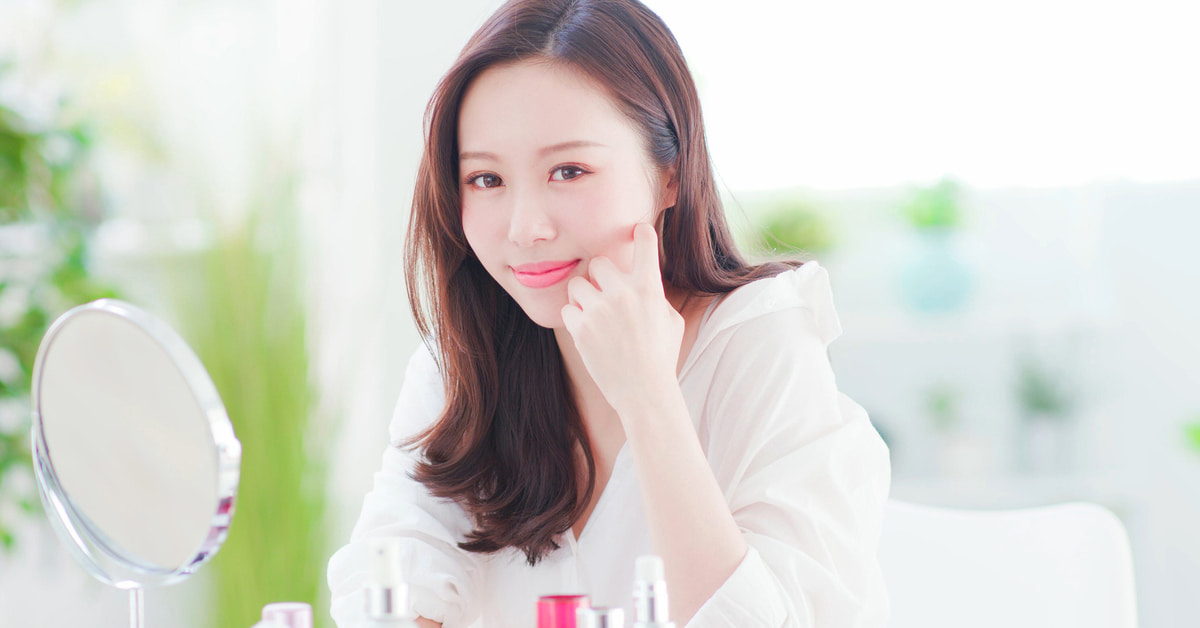 奥二重のアイシャドウの塗り方は横のグラデーションがポイント!抜け感のある旬顔になろう