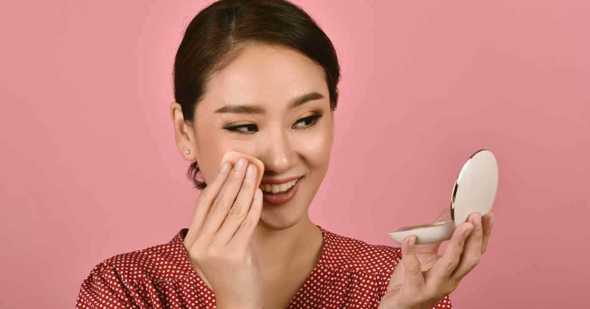 プレストパウダーのおすすめランキング!肌をサラッと仕上げて美しく見せるアイテムを発表